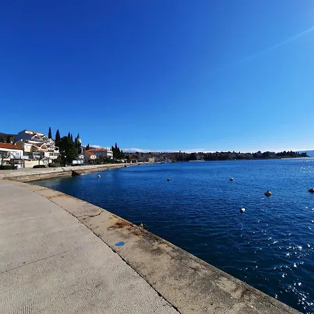 Marina Apartman