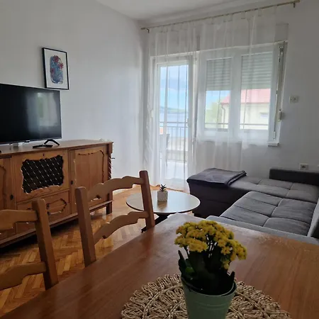 Apartment Marina *